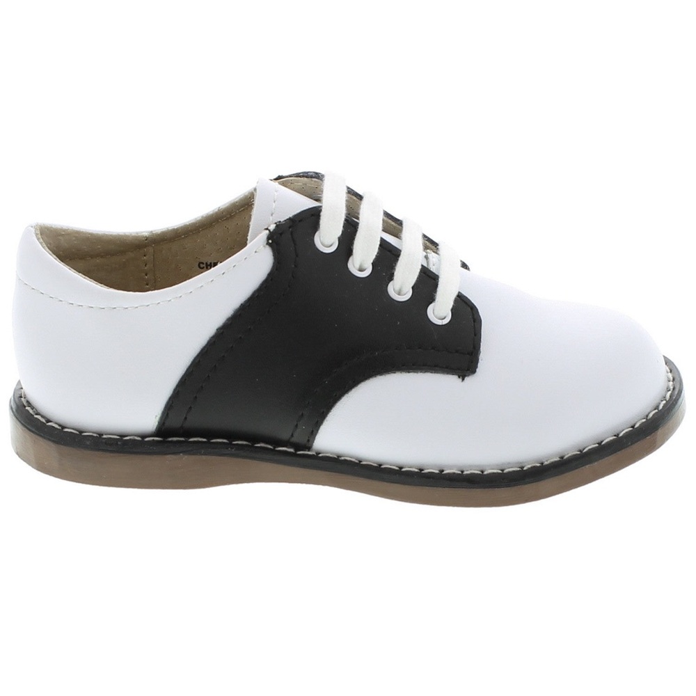 Footmates Cheer saddle shoes in white and black size 13 M EUC